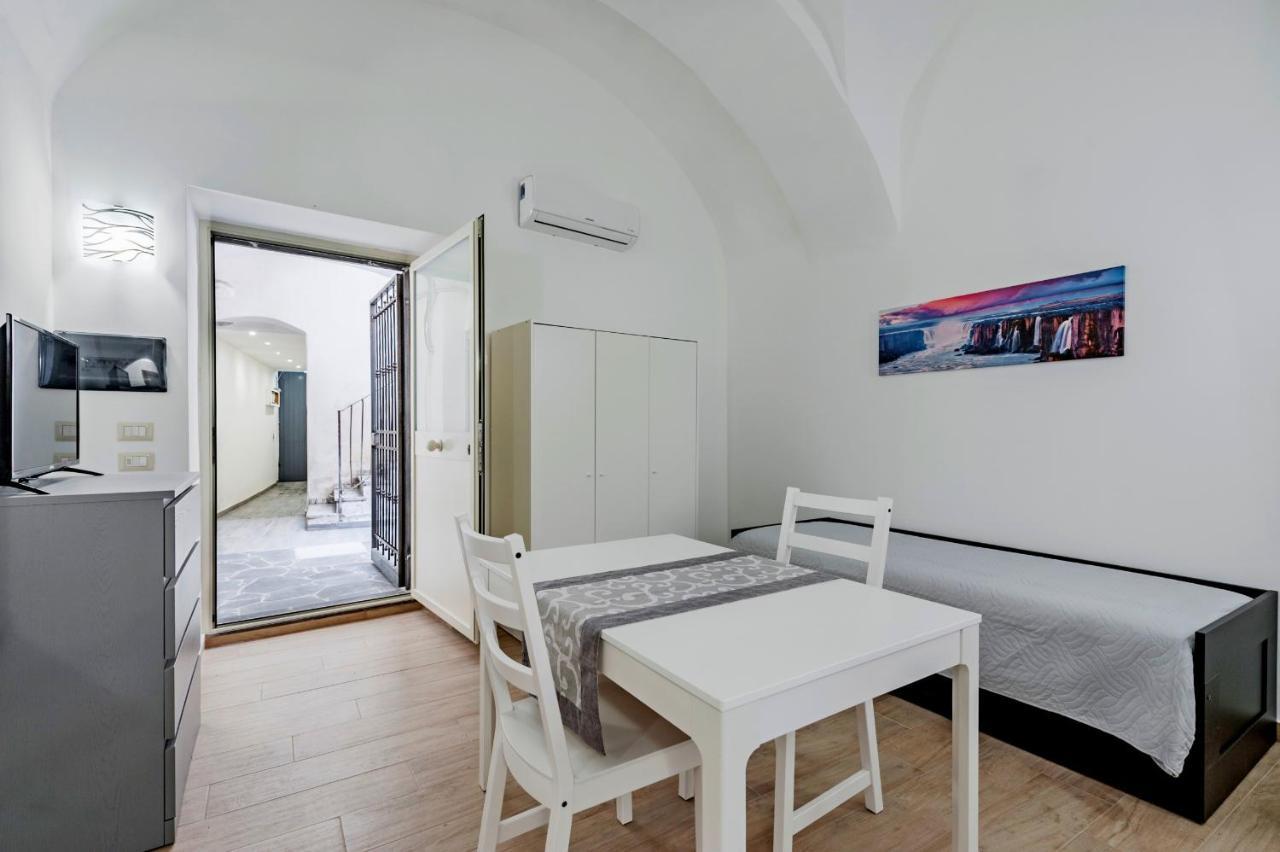 Trinita' 57 Apartments By Wonderful Italy Catánia Buitenkant foto