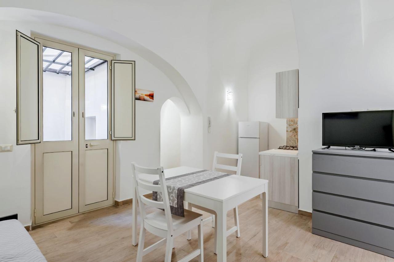 Trinita' 57 Apartments By Wonderful Italy Catánia Buitenkant foto